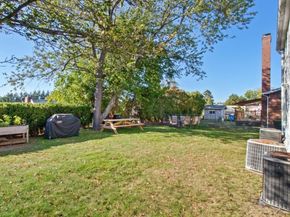 24 Gill Rd 4, Waltham MA 02453