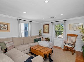 24 Gill Rd 4, Waltham MA 02453