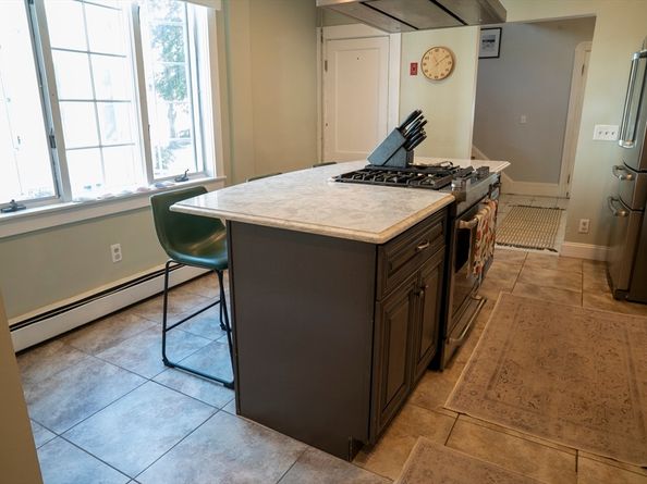 20 Lexington St, Lynn MA 01902