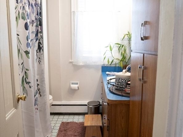 20 Lexington St, Lynn MA 01902