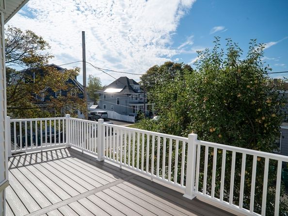 20 Lexington St, Lynn MA 01902