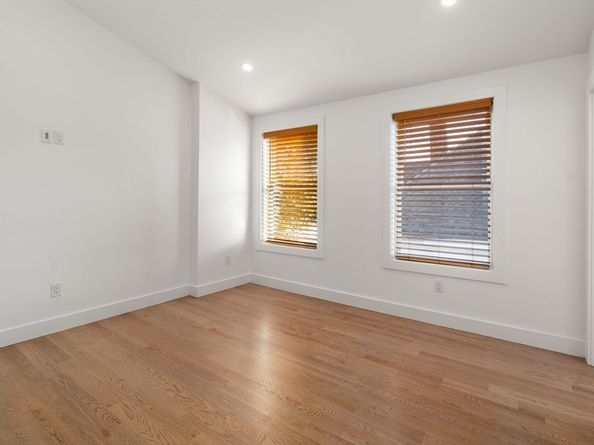 43-45 Welligton 3, Waltham MA 02451
