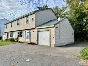 32 Delta Ter 32, Malden MA 02148