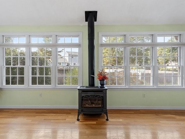37 Porter Street, Billerica MA 01821