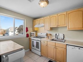 360 Littleton Rd B1, Chelmsford MA 01824