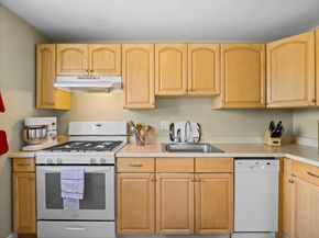 360 Littleton Rd B1, Chelmsford MA 01824