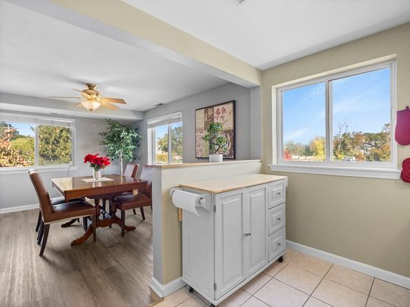 360 Littleton Rd B1, Chelmsford MA 01824