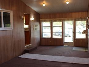 4 Thomas Hill Rd, Millbury MA 01527