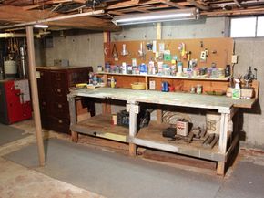 4 Thomas Hill Rd, Millbury MA 01527