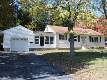 4 Thomas Hill Rd