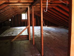 4 Thomas Hill Rd, Millbury MA 01527
