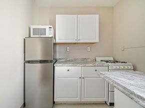 131 Park Dr 29, Boston MA 02215