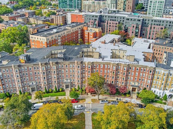 131 Park Dr 29, Boston MA 02215