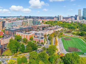 131 Park Dr 29, Boston MA 02215