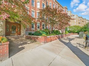 131 Park Dr 29, Boston MA 02215