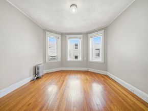 131 Park Dr 29, Boston MA 02215