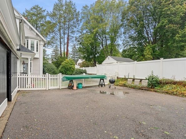 600 East Street, Dedham MA 02026