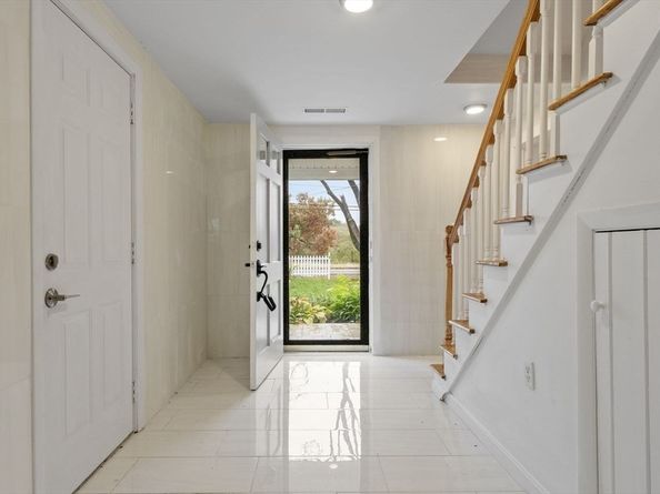 495 Johnson Street, North Andover MA 01845
