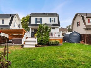 74 Fairview Ave, Peabody MA 01960