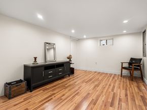 74 Fairview Ave, Peabody MA 01960