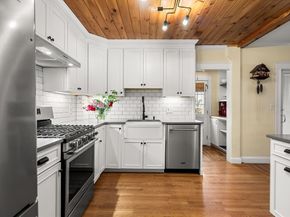 74 Fairview Ave, Peabody MA 01960