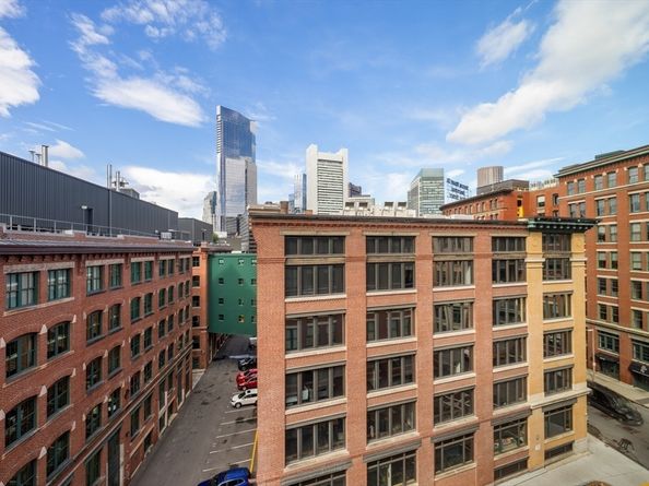 49 Melcher St 502, Boston MA 02210