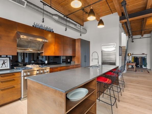 49 Melcher St 502, Boston MA 02210