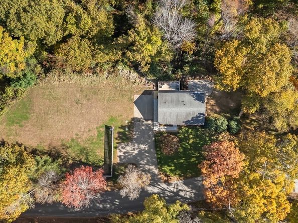 89 River Rd, Sturbridge MA 01566