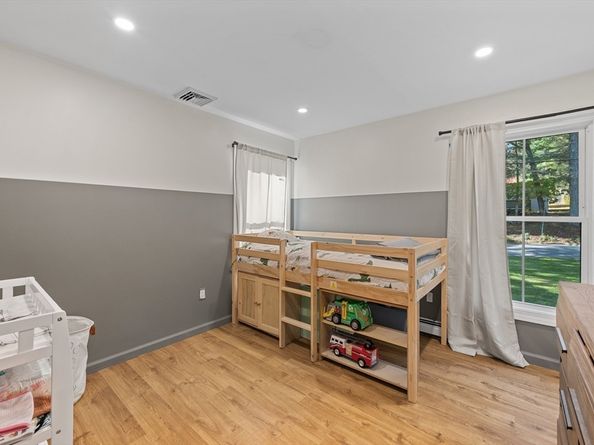 89 River Rd, Sturbridge MA 01566