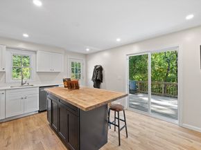 89 River Rd, Sturbridge MA 01566