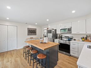 89 River Rd, Sturbridge MA 01566
