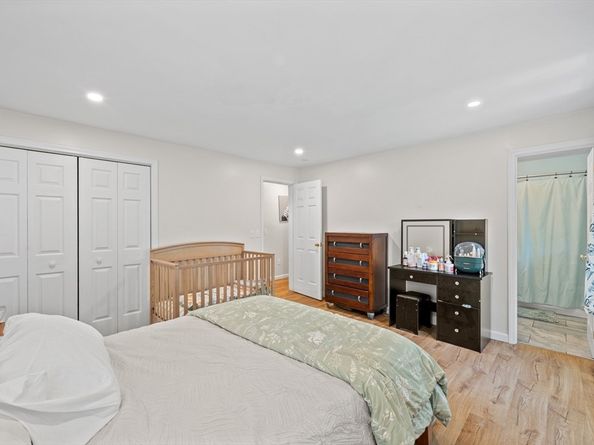 89 River Rd, Sturbridge MA 01566
