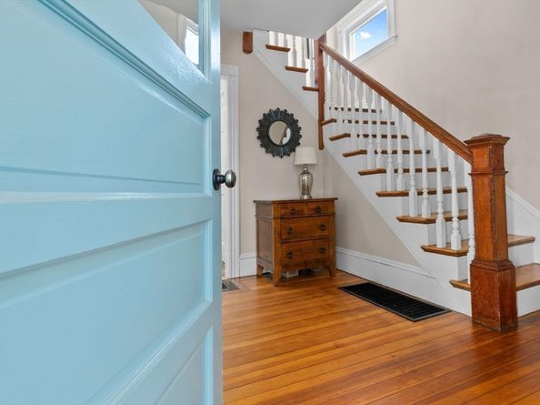 7 Oxford Ter, Beverly MA 01915