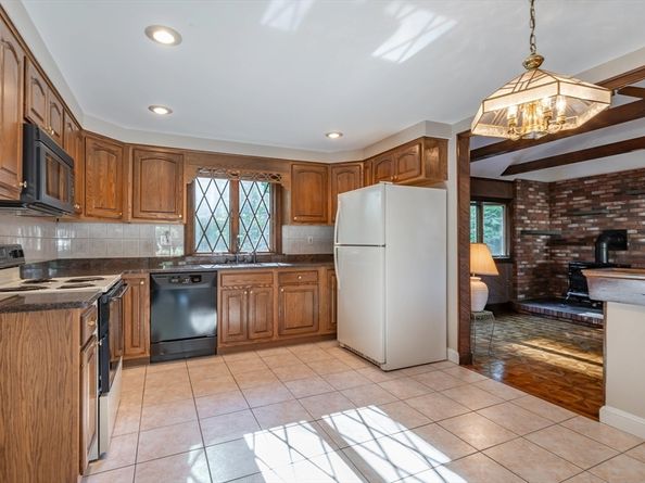 41 Marcus Rd, Wilmington MA 01887