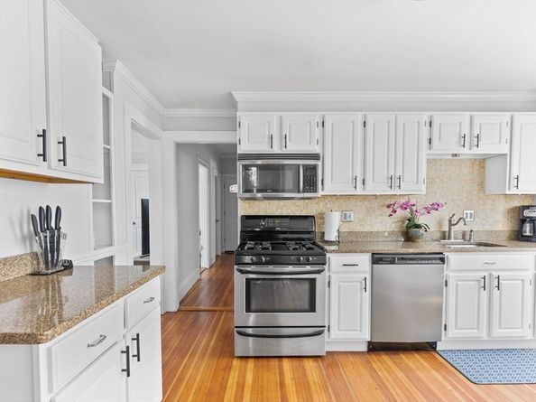 108 King St 3, Boston MA 02122