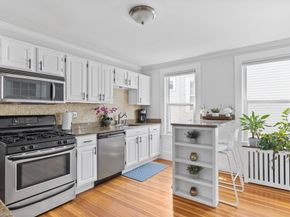 108 King St 3, Boston MA 02122