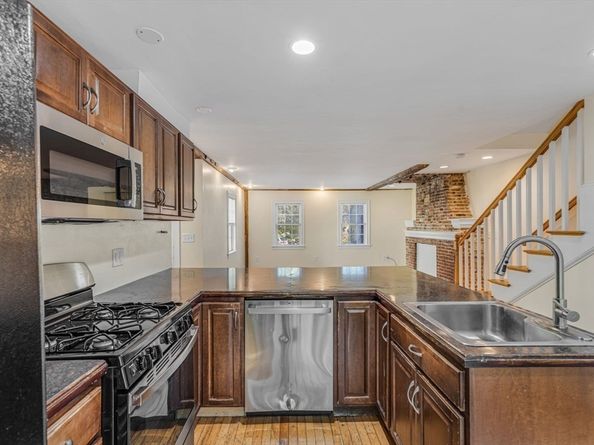 37 Water Street 37, Concord MA 01742