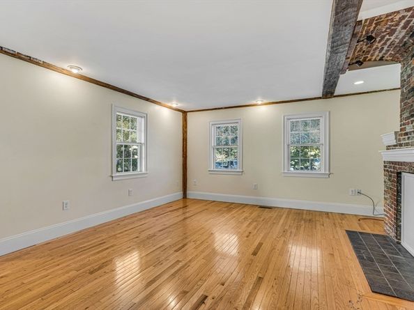 37 Water Street 37, Concord MA 01742