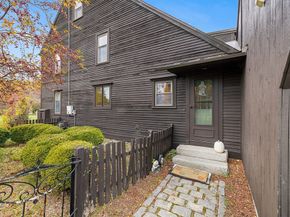 4 Lincoln St, Lunenburg MA 01462