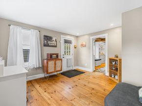 4 Lincoln St, Lunenburg MA 01462