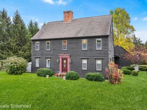4 Lincoln St, Lunenburg MA 01462