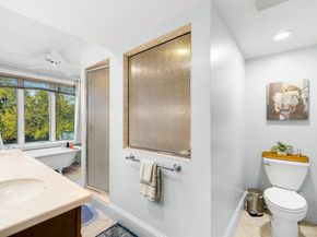 4 Lincoln St, Lunenburg MA 01462