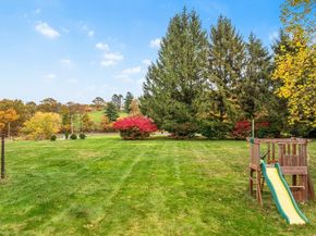 4 Lincoln St, Lunenburg MA 01462