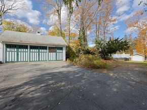 38 W Main St, Millbury MA 01527