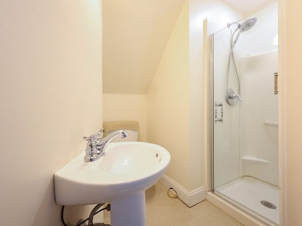 38 W Main St, Millbury MA 01527