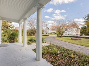 38 W Main St, Millbury MA 01527