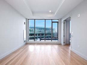 133 Seaport Blvd PH2A, Boston MA 02210