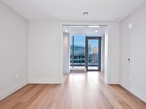 133 Seaport Blvd PH2A, Boston MA 02210