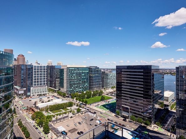 133 Seaport Blvd PH2A, Boston MA 02210