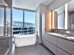 133 Seaport Blvd PH2A, Boston MA 02210